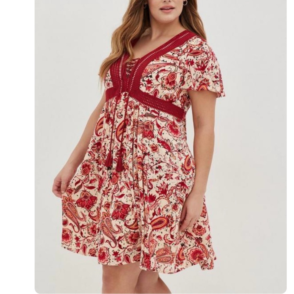 Torrid Red Paisley Crinkle Gauze‎ Lace Up Tassels  Pockets Short Sleeve Dress 3X